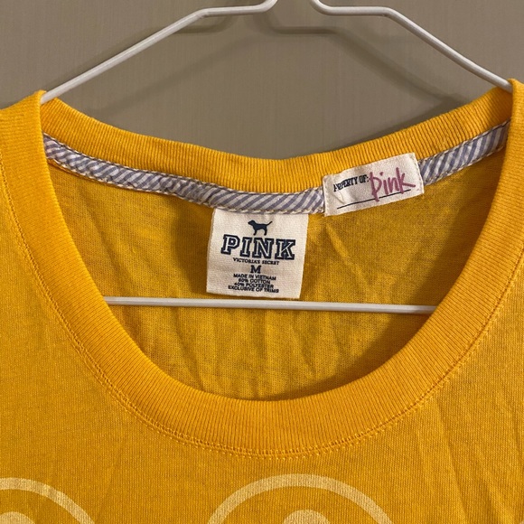 Victoria Secret Pink shirt. - Picture 2 of 2